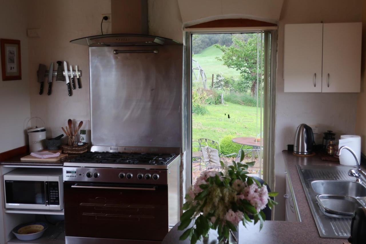 Cherry Top Farmstay - Boutique Eco Village Lilydale Exterior photo